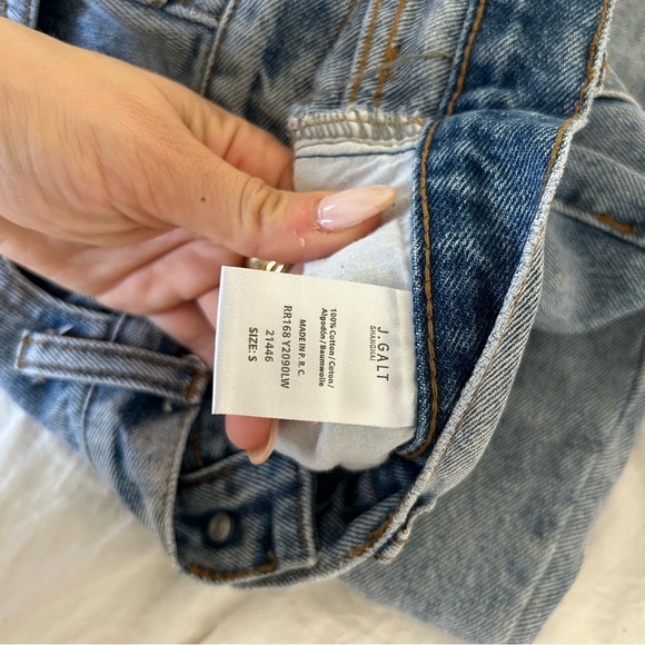 Brandy melville low rise flare jeans - Picture 2 of 3